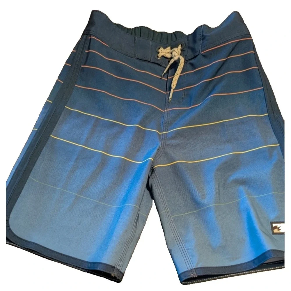 BILLABONG  Kids Boys   Drawstring Board Shorts Swim Trunks  Size 6   EUC